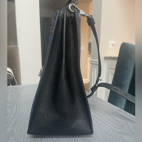 Michael Kors Mercer Saffiano Leather Tote top handle Handbag - Picture 6 of 11